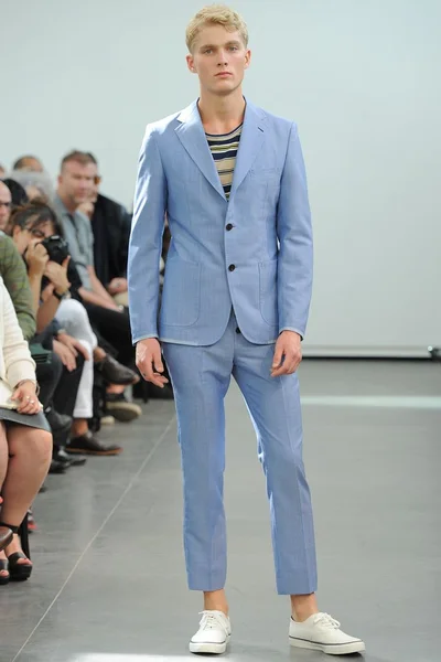 Look 41